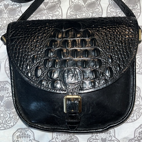 Brahmin Crocodile Black shoulder purse/Crossbody.  Beautiful condition - Picture 2 of 9